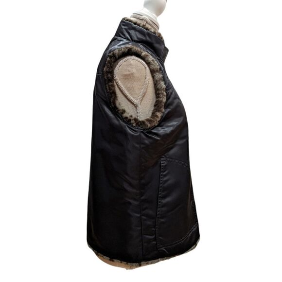Guess Women's Reversible Full Zip Vest Black & Animal Print Faux Fur Size M - Picture 5 of 13